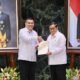 HUT ke 499 Jakarta, Wamen Ossy Serahkan 499 Sertipikat ke Gubernur Pramono Anung