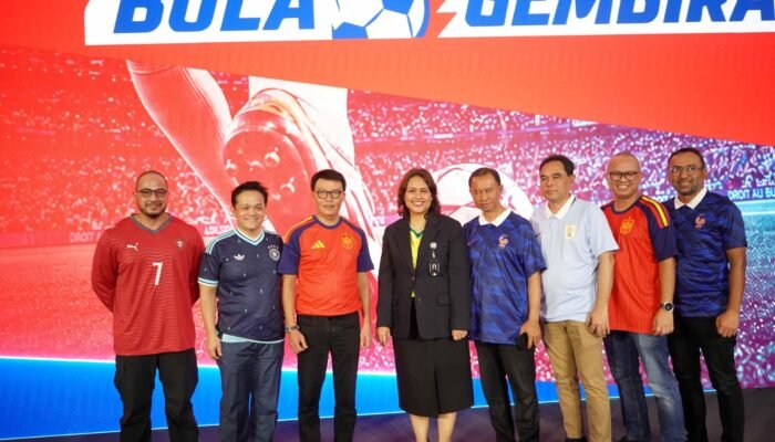 Sambut Piala Dunia 2026, Telkomsel dan TVRI Hadirkan Bola Gembira MAXStream TV hingga 104 Pertandingan