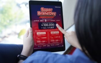Telkomsel-Erajaya Hadirkan Super Brand Day di Indonesia Timur, Tawarkan Diskon hingga Rp1,9 Juta