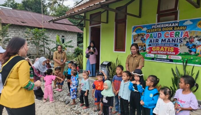Guru Datang, Anak Senang! Program Jemput Bola PAUD Ambon Perluas Akses Pendidikan hingga Negeri Laha