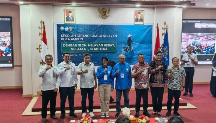 Pemkot Ambon dan BMKG Bekali Nelayan Lewat Sekolah Lapang Cuaca, Wali Kota: Keselamatan Harus Jadi Prioritas