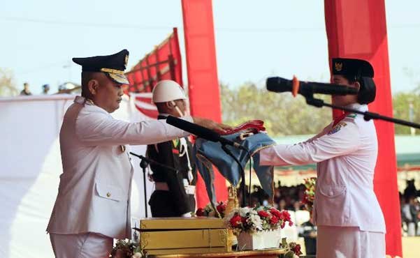 Dipimpin Bupati Kaidel, Peringatan HUT ke 81 RI di Aru Berlangsung Khidmat 1 Bupati Aru Pimpin HUT ke 81 RI
