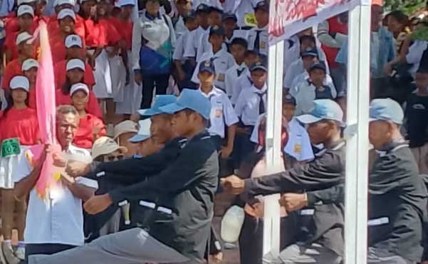 Gerak Jalan Sambut HUT RI di Dobo