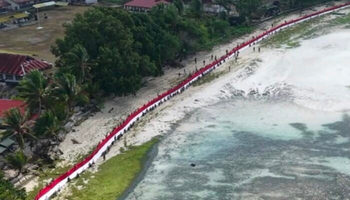 Merah Putih Membentang 500 Meter, Aboru Ciptakan Momen Bersejarah di HUT ke-81 Republik Indonesia