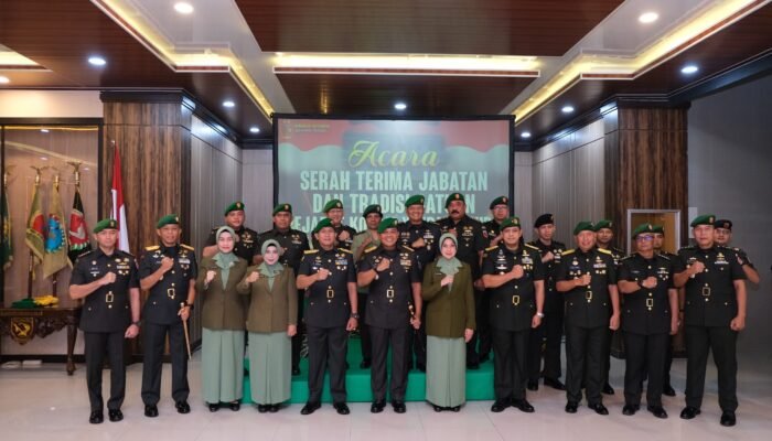 Pangdam Pattimura Pimpin Sertijab Sejumlah Pejabat, Tekankan Loyalitas dan Tanggung Jawab