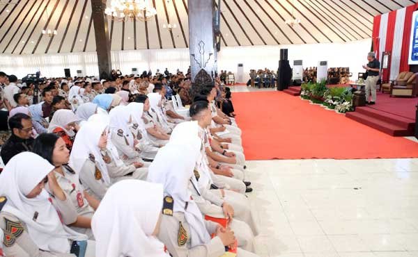 Tak Sekadar Ilmu Pertanahan, Ini Penilaian Rocky Gerung ke Taruna/i Politeknik Agraria STPN