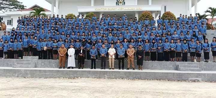 Bupati Aru Lantik 239 PPPK Paruh Waktu2