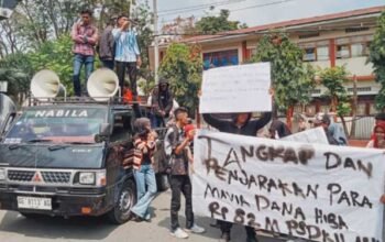 Aliansi Mahasiswa Jargaria Demo