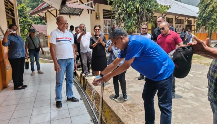 Air Bersih Diresmikan di Halong Batu-Batu dan Toisapu, Puluhan Tahun Menanti Kini Terjawab