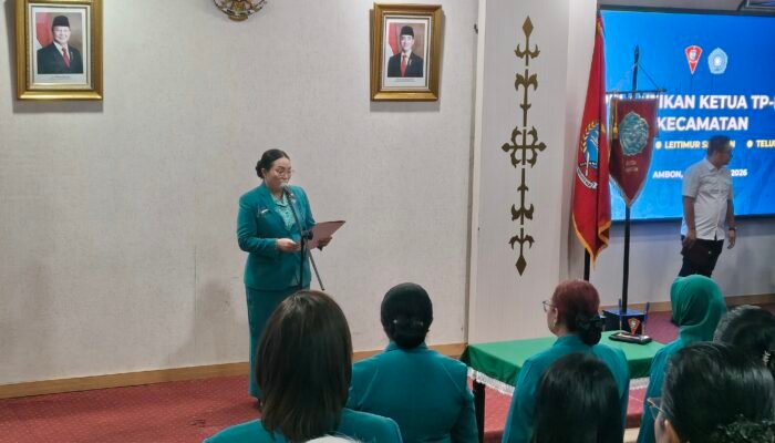 Tiga Ketua TP-PKK Kecamatan di Ambon Dilantik, Wali Kota Libatkan PKK Distribusi SPPT PBB Mulai 2027