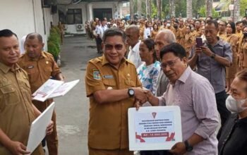 Walkot BW Bantuan Korban Kebakaran